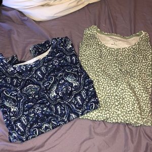Lot of two long sleeve tees